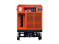 Компрессор винтовой "ЗИФ" ШВ 4/0,7 (380/660 в, на скатах)